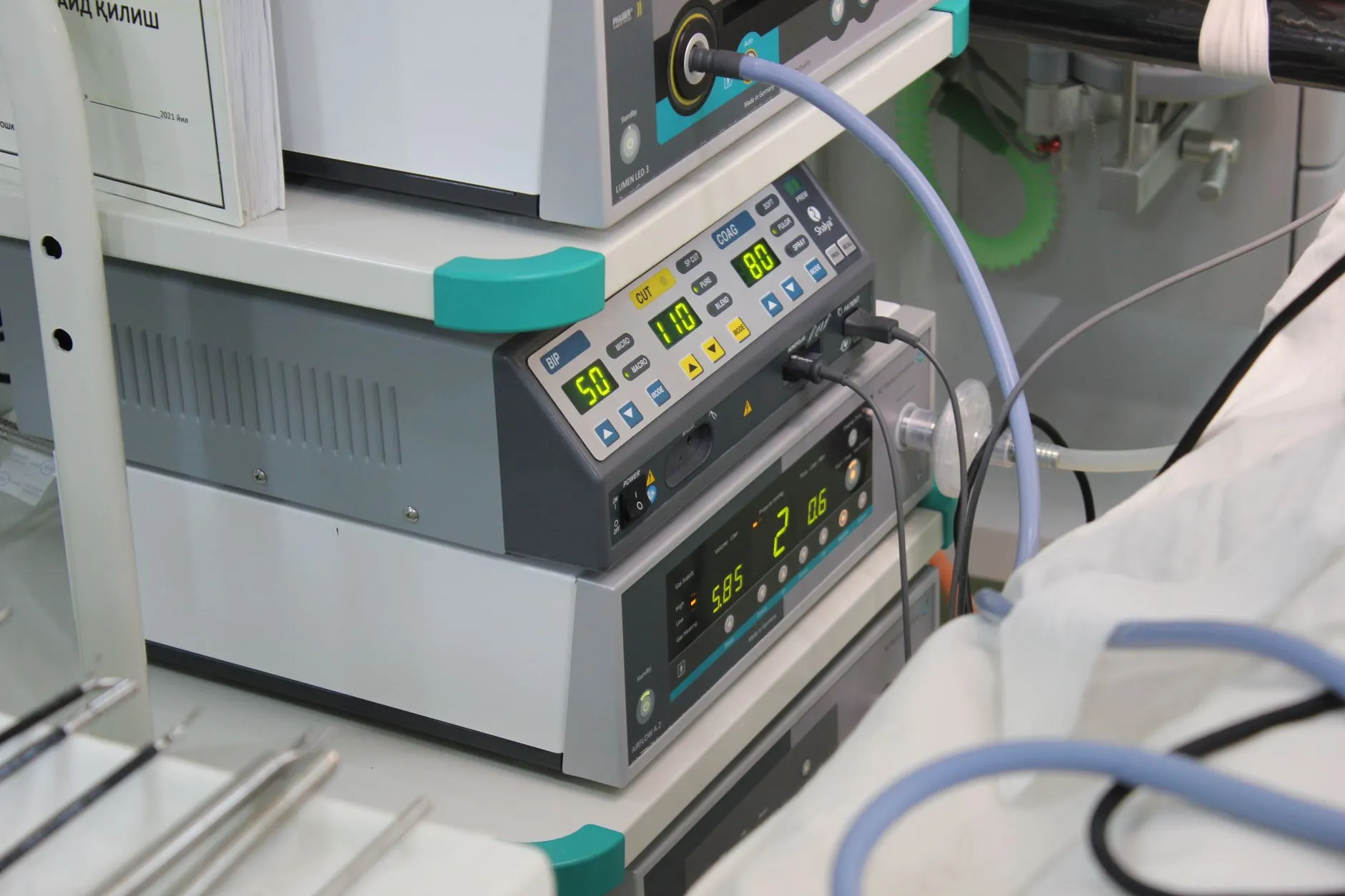 湖北省瑜钟陈科技RV减速机与谐波减速机技术参数对比分析