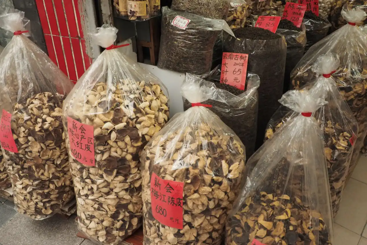 精密减速机与谐波减速机在工业机器人应用中的技术对比分析