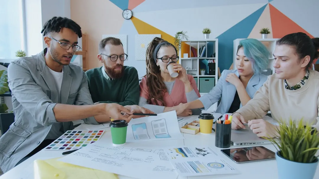 湖北工业机器人制造商如何选择精密减速机与谐波减速机