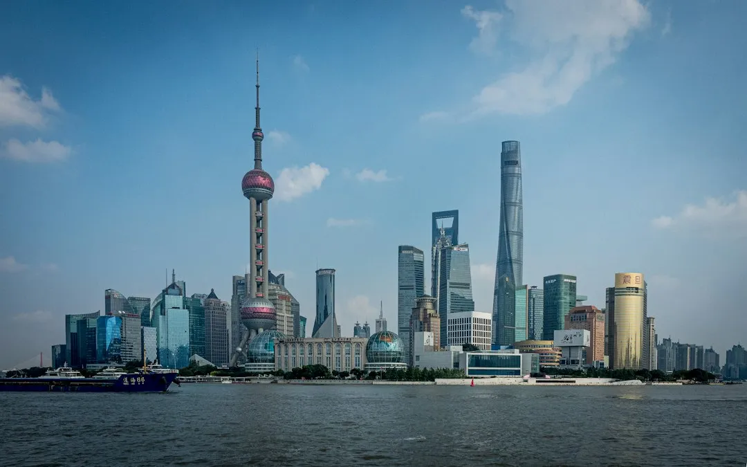 精密减速机选型要点：RV减速机与谐波减速机的技术参数对比